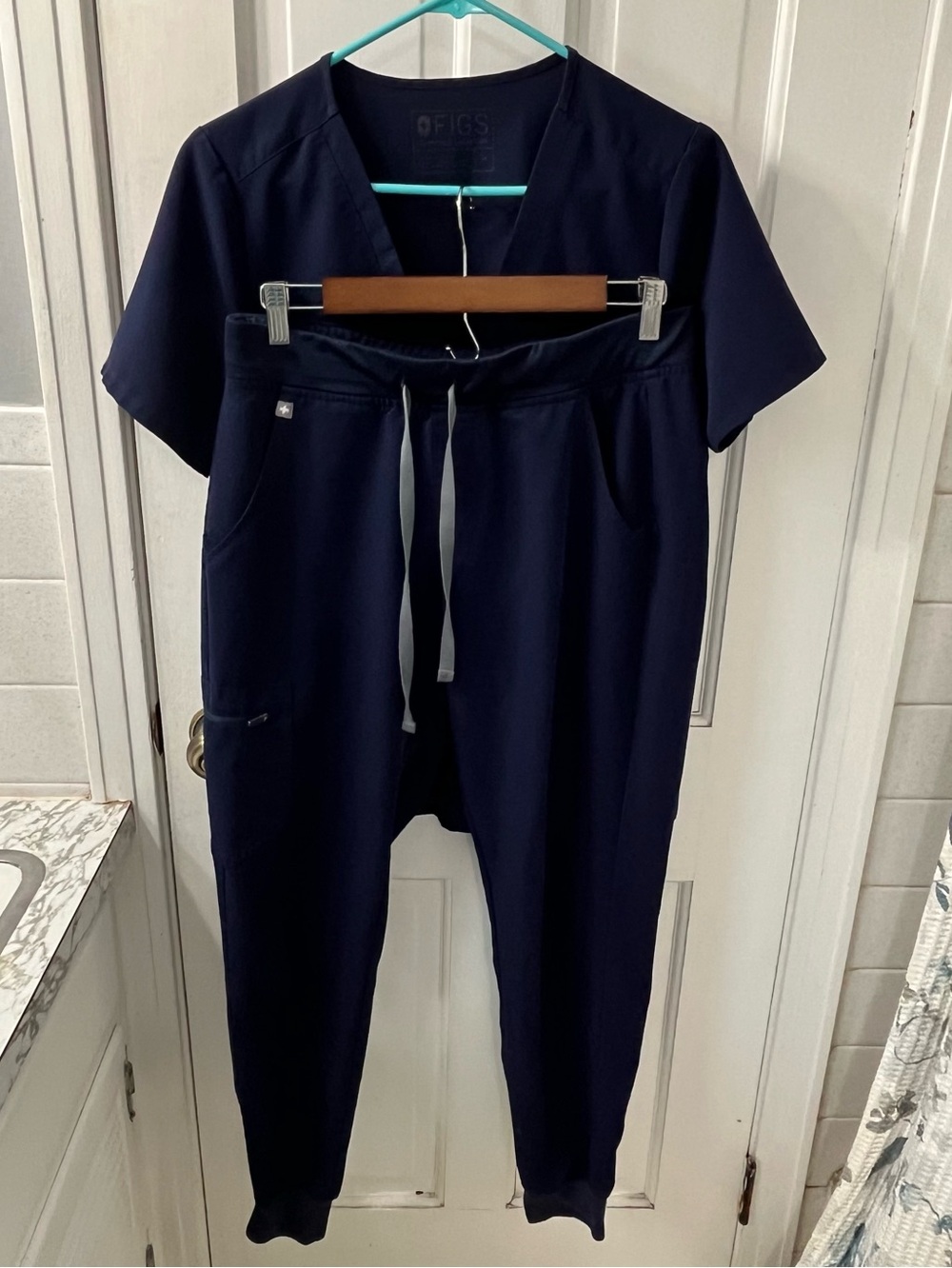 FIGS Navy Blue Scrub Set Women's M | Casma 3-Pocket Top & Zamora Joggers M